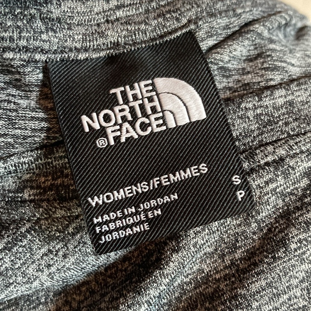 North Face Grey Short Sleeve Womens Top Activewear Athleisure Small - Picture 3 of 3